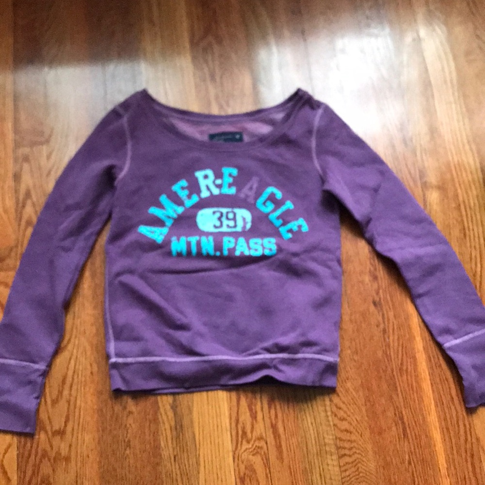 American Eagle Purple Crewneck sweatshirt